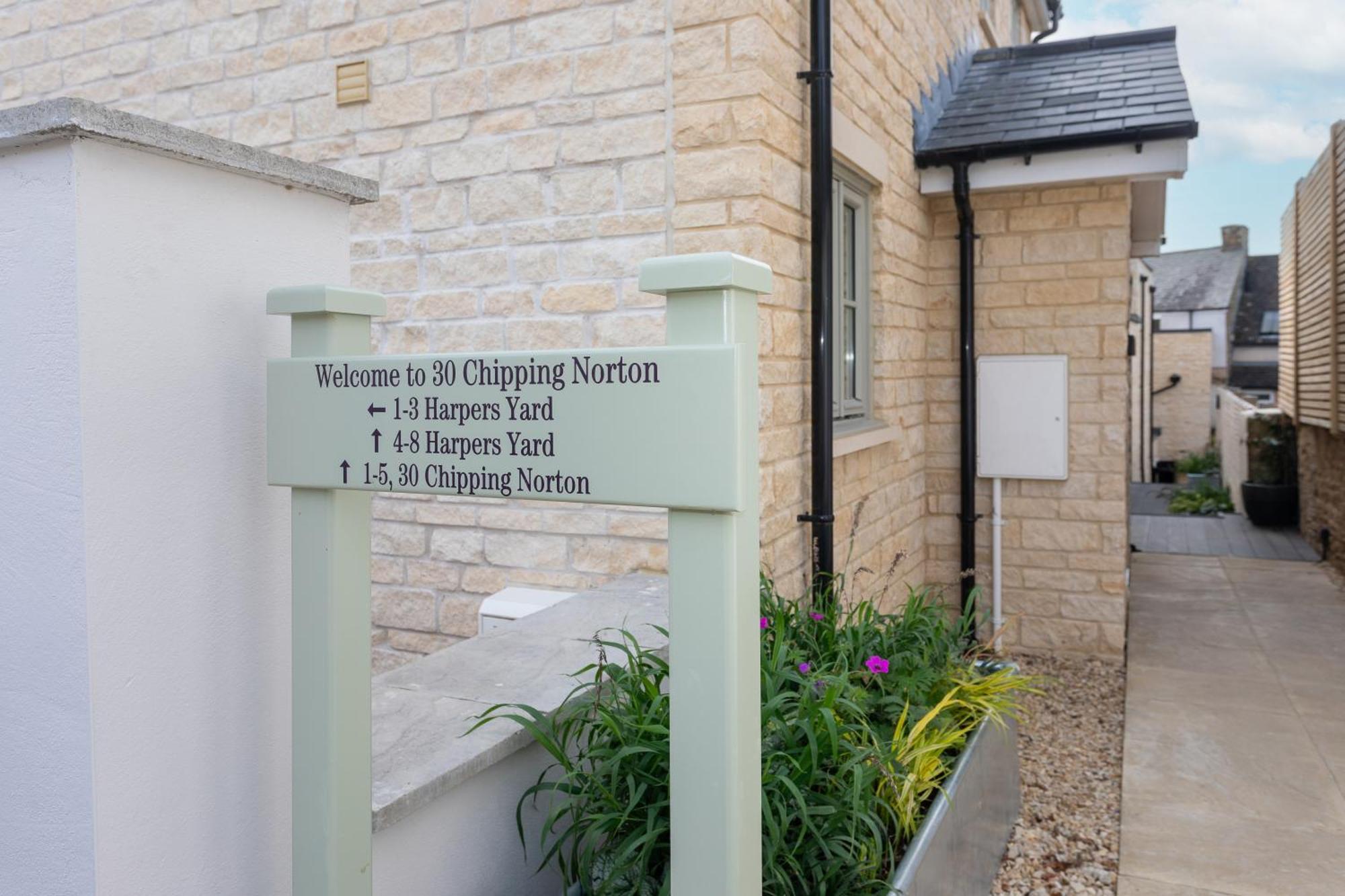 Harpers Yard - 30 Chipping Norton Villa ภายนอก รูปภาพ